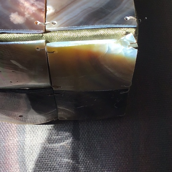 VINTAGE MOTHER OF PEARL HANDBAG - Picture 13 of 13